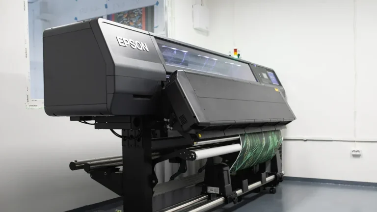 Large Format UV Printing: What'
style=